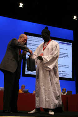 Mouhamet Diop and Vint Cerf Mouhamet Diop and Vint Cerf